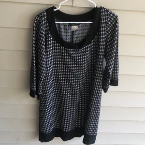 3/$10 Fall houndstooth patterened Dress
